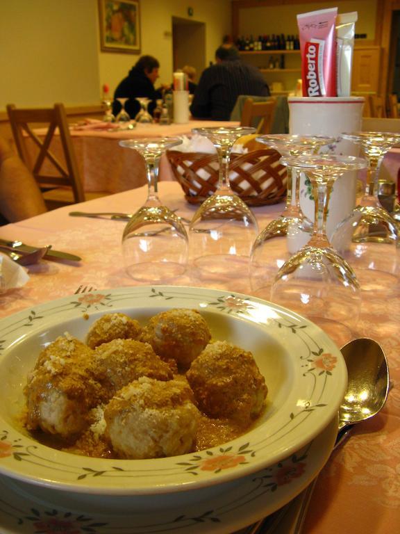 Hotel La Nuova Montanina أورونزو دي كادوري المظهر الخارجي الصورة